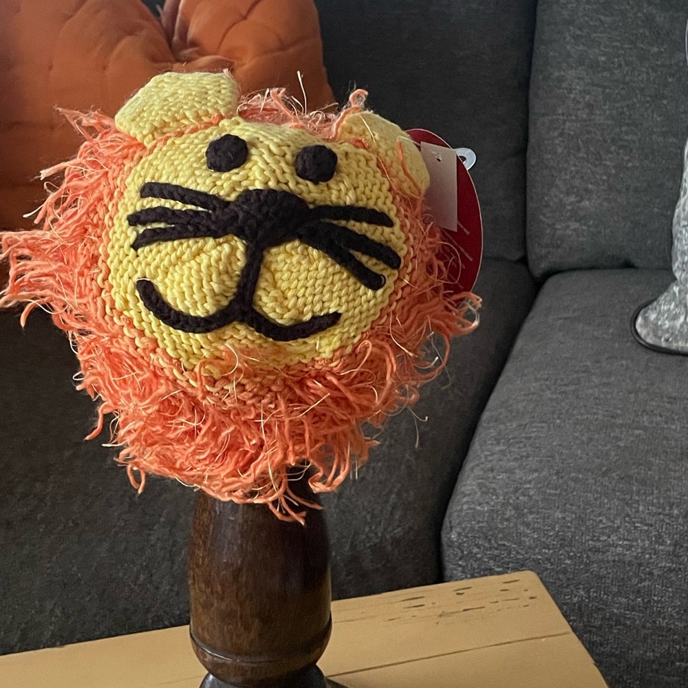 ZOONI Leo The Lion Beanie, hat cap balaclava NWT